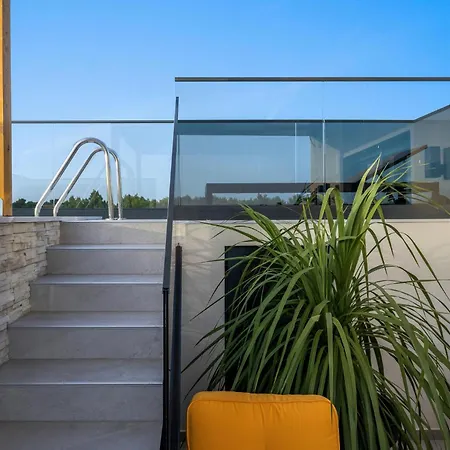 Stunning In With Outdoor Swimming Pool Holiday home Srima